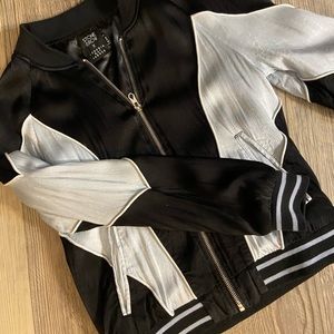 Baby blue vintage zip up